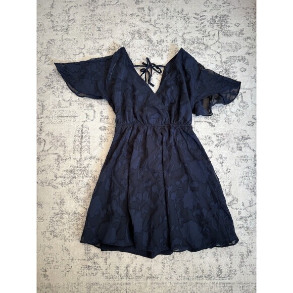 Lulus Flutter Forever Navy Burnout Jacquard Mini Dress Size XS MISSING BELT - Picture 1 of 10